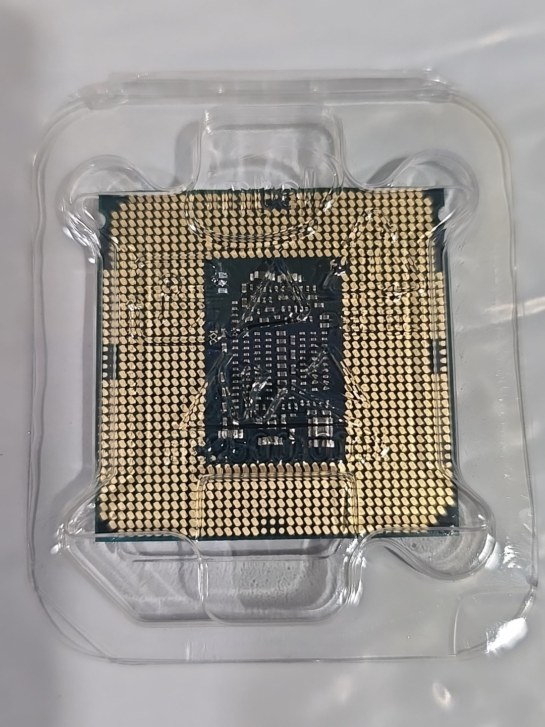 Intel Core i3-8100 3.60 GHz SR3N5 Socket Number LGA1151