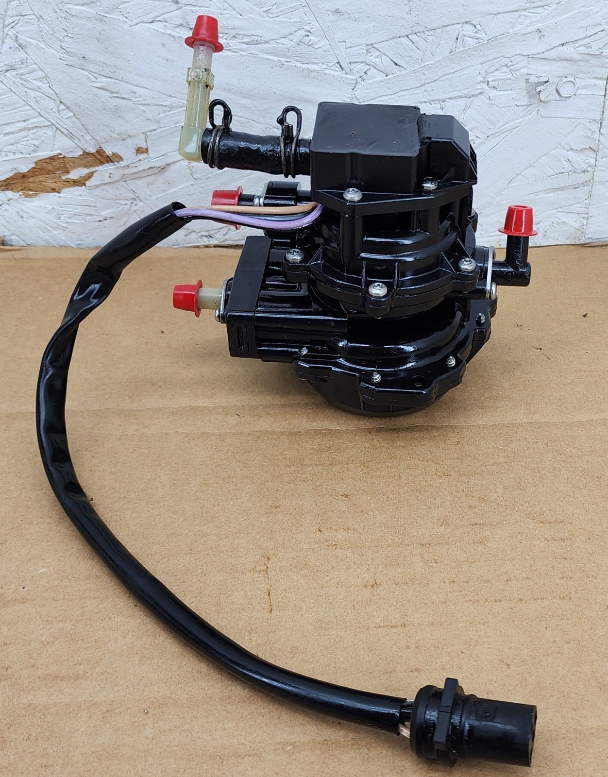 90-250 HP Johnson Evinrude OEM VRO Fuel/Oil Pump Assy 1993-2001 5004554