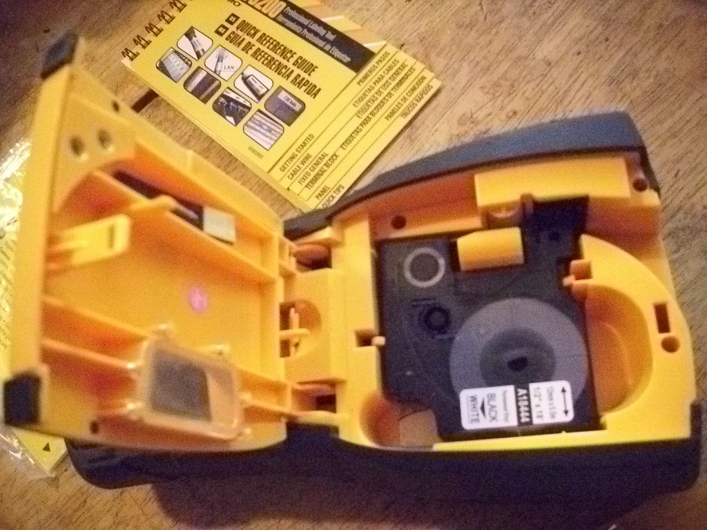 DYMO Rhino Industrial 5200 Label Maker