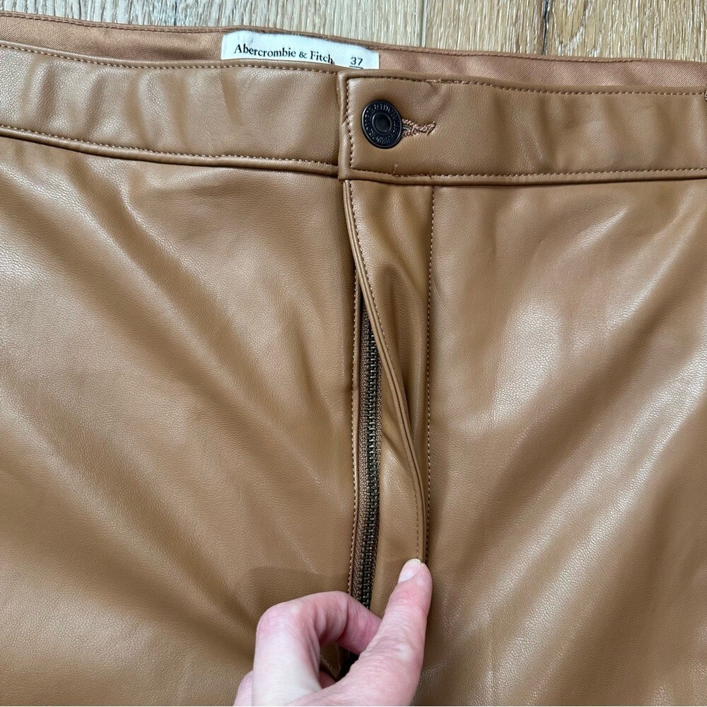 Abercrombie & Fitch Brown Faux Leather The Skinny Ultra High Rise Size 37/24 NWO