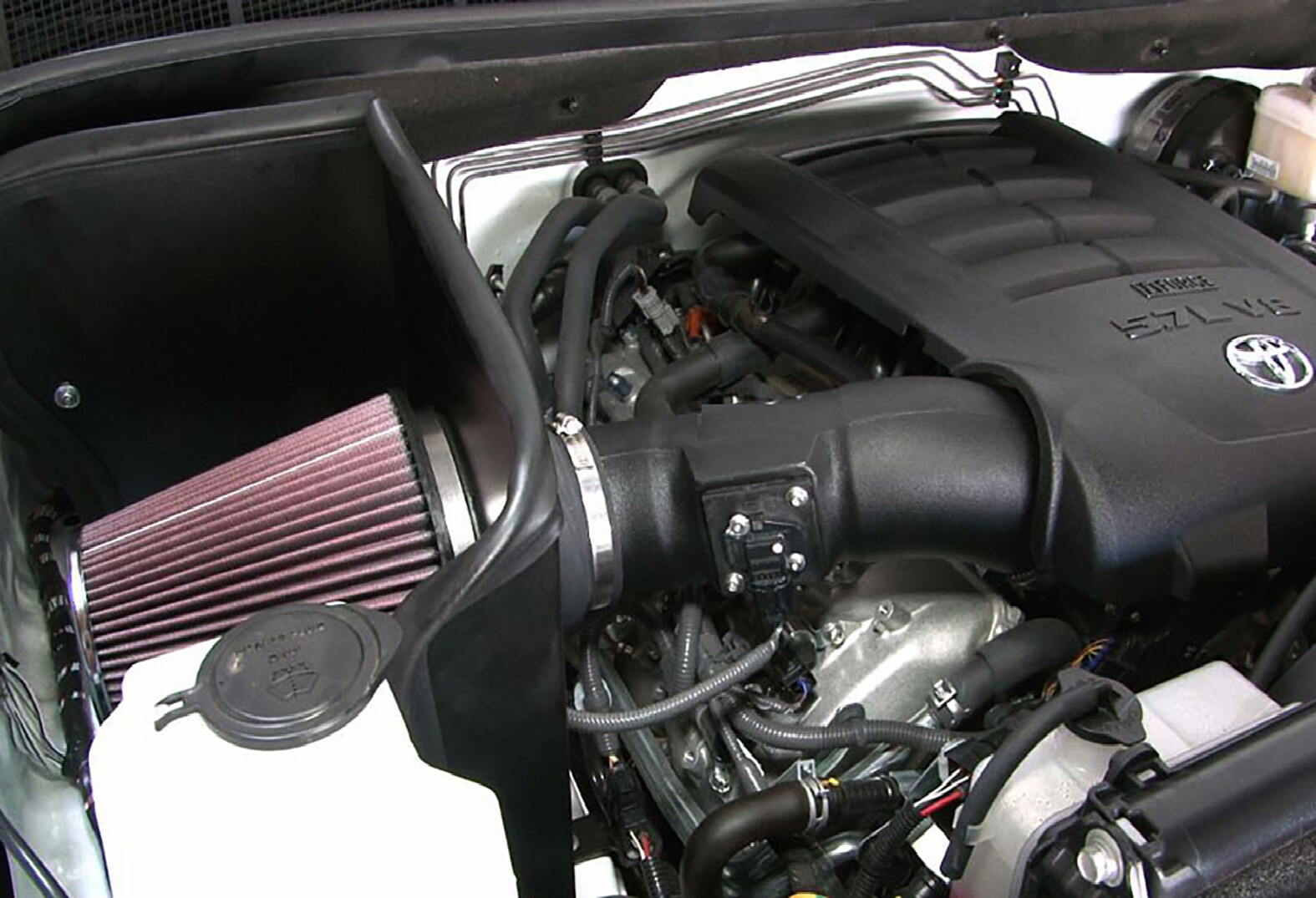 Rough Country Cold Air Intake for 2012-2021 Toyota Tundra | 5.7L - 10546