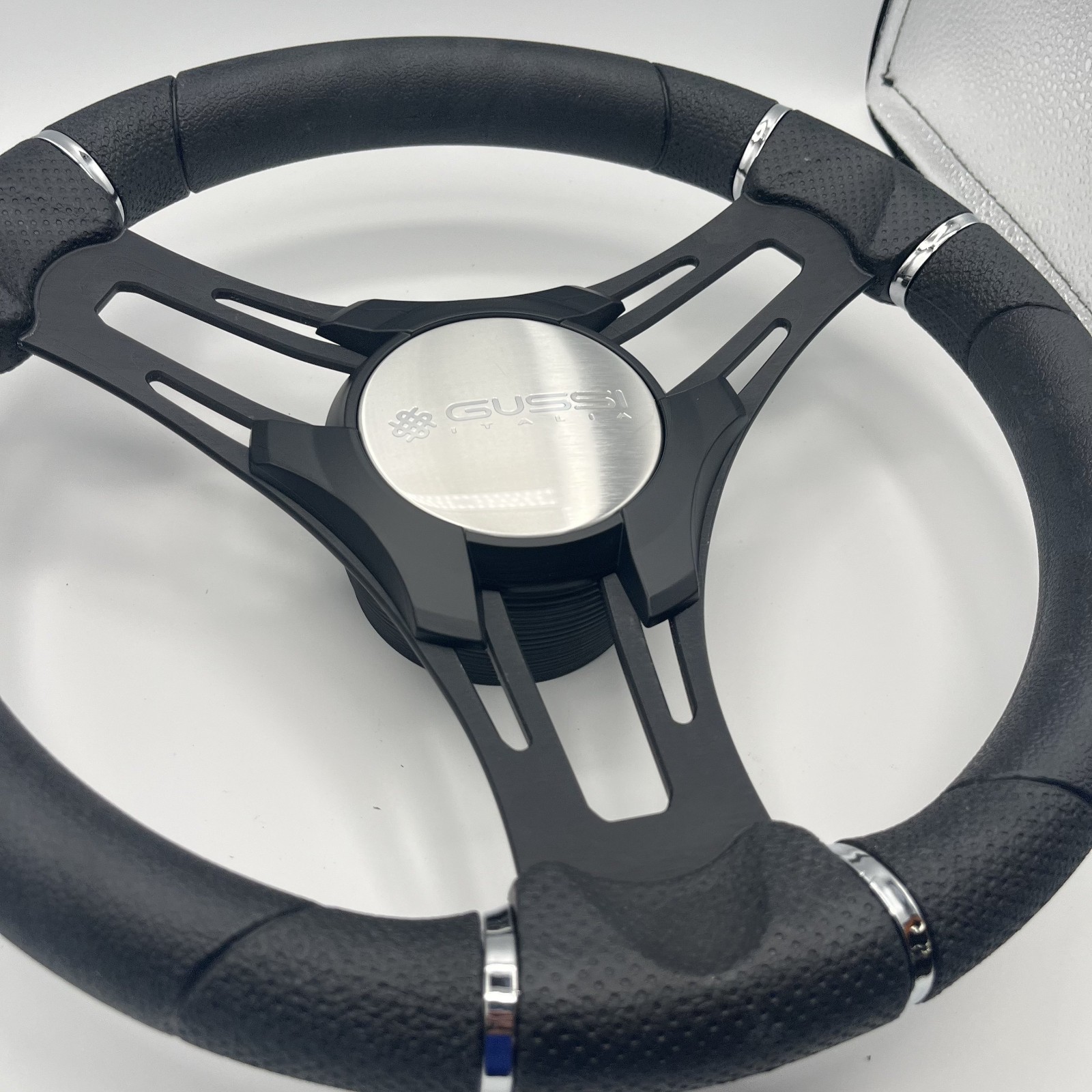 Gussi Italia Boat Steering Wheel Black Brushed Alum Spokes KEYED | Gussi Italia