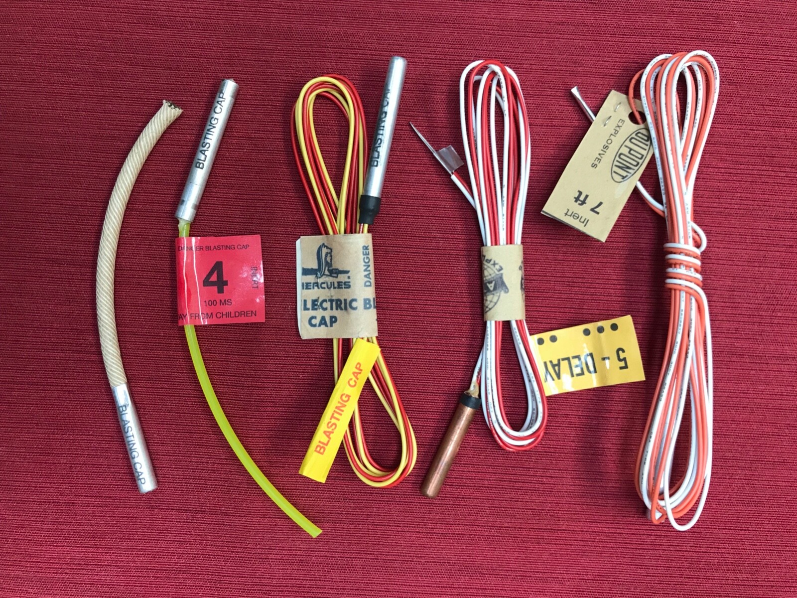 Set of 5 different inert blasting caps for mining display, movie prop, airsoft