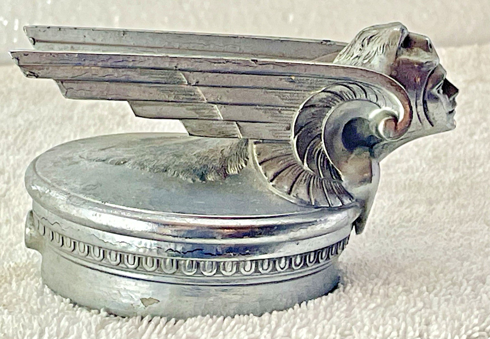 1929-1930 Chevrolet Winged Viking Aviator Radiator Cap Hood Ornament Art Deco
