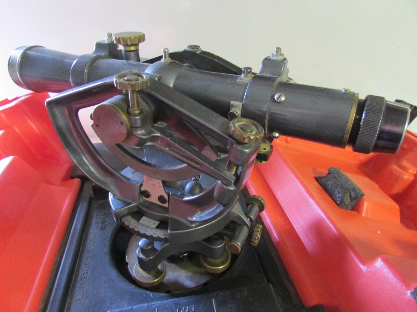 David White Instruments Transit Universal 8300 Realist