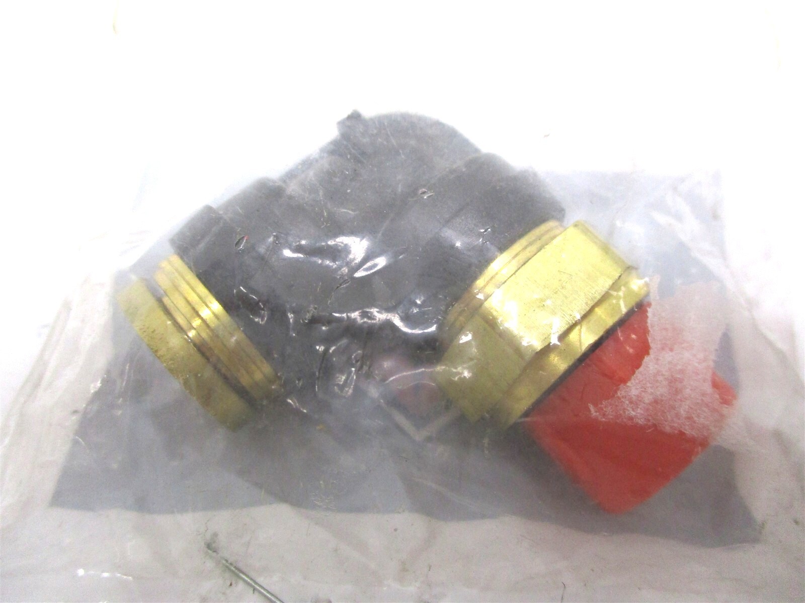 3014123C1 NEW OEM INTERNATIONAL PUSH TO CONNECT 90 DEGREE FITTING