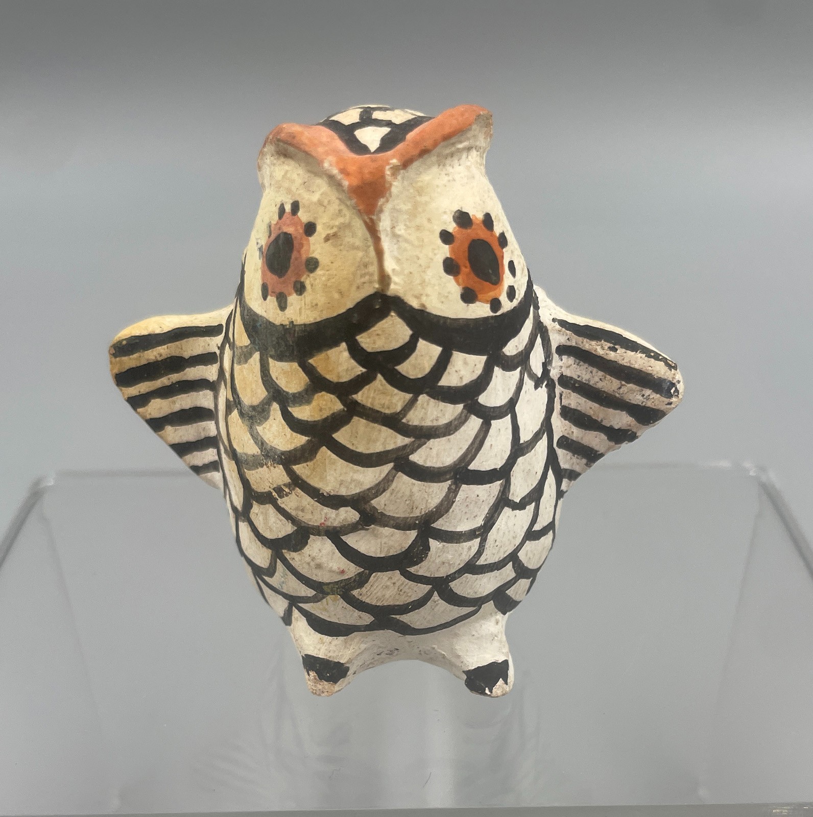 cute vintage Acoma Pueblo New Mexico pottery owl Native American Indian Art