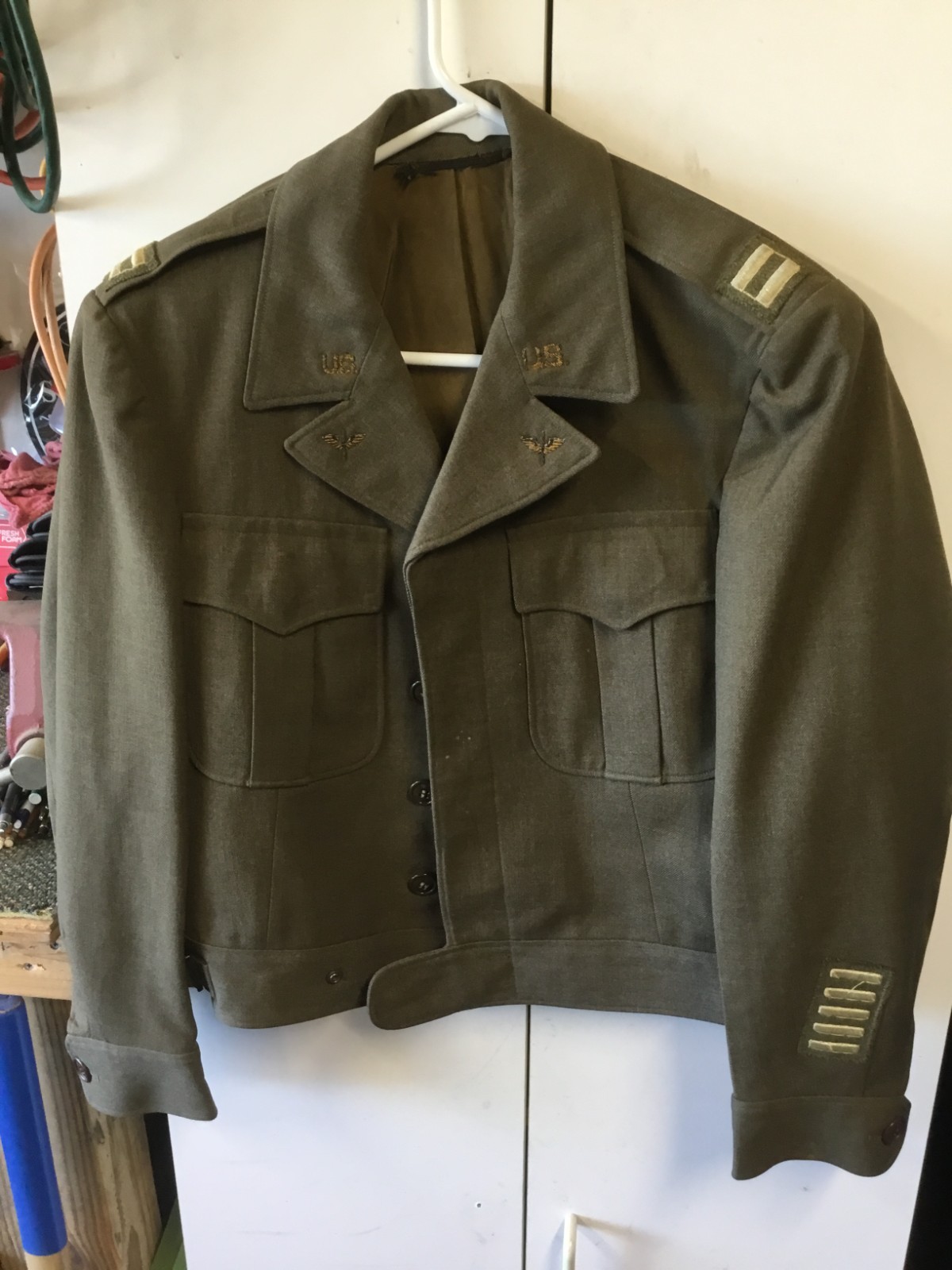 USAAF IKE JACKET WITH INSIGNIA, SIZE 36 R