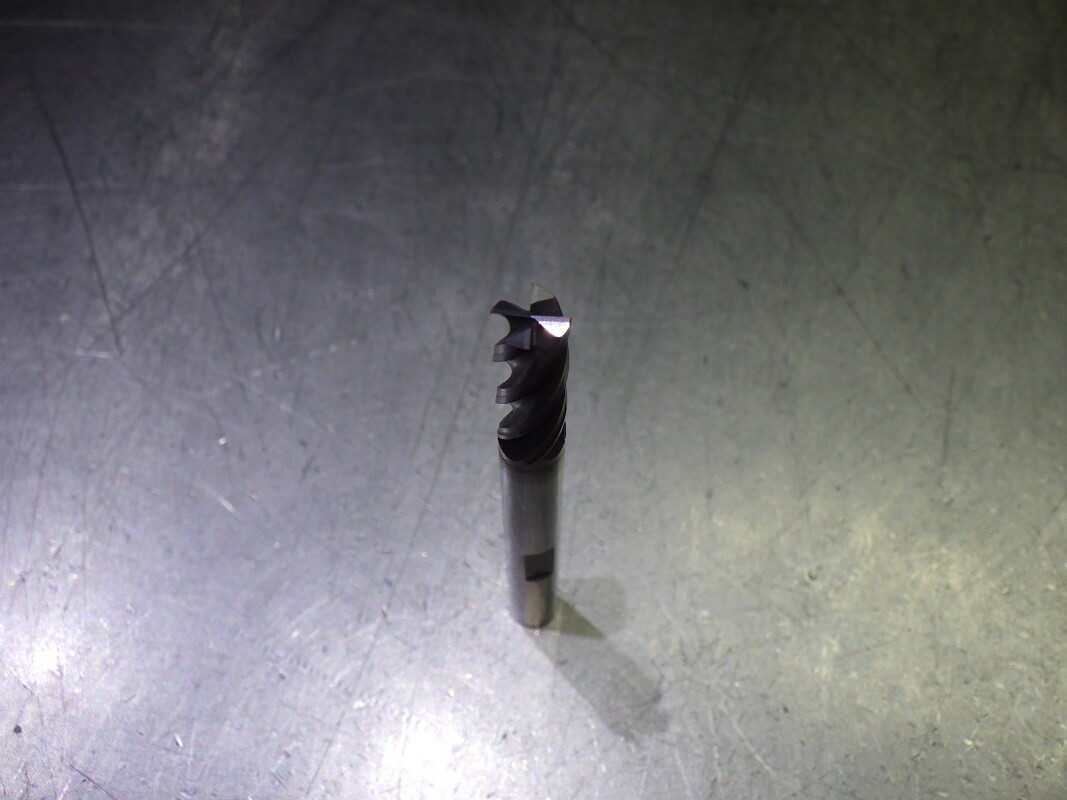 YG1 1/4" 4 Flute carbide SQ Endmill 1/4" Shank QTY5 EH99929483 (LOC1553A)