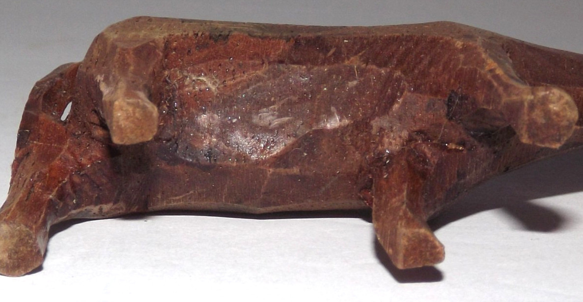 Vintage Hand Carved Wood Brown Cow Bull Rustic Primitive Folk Art