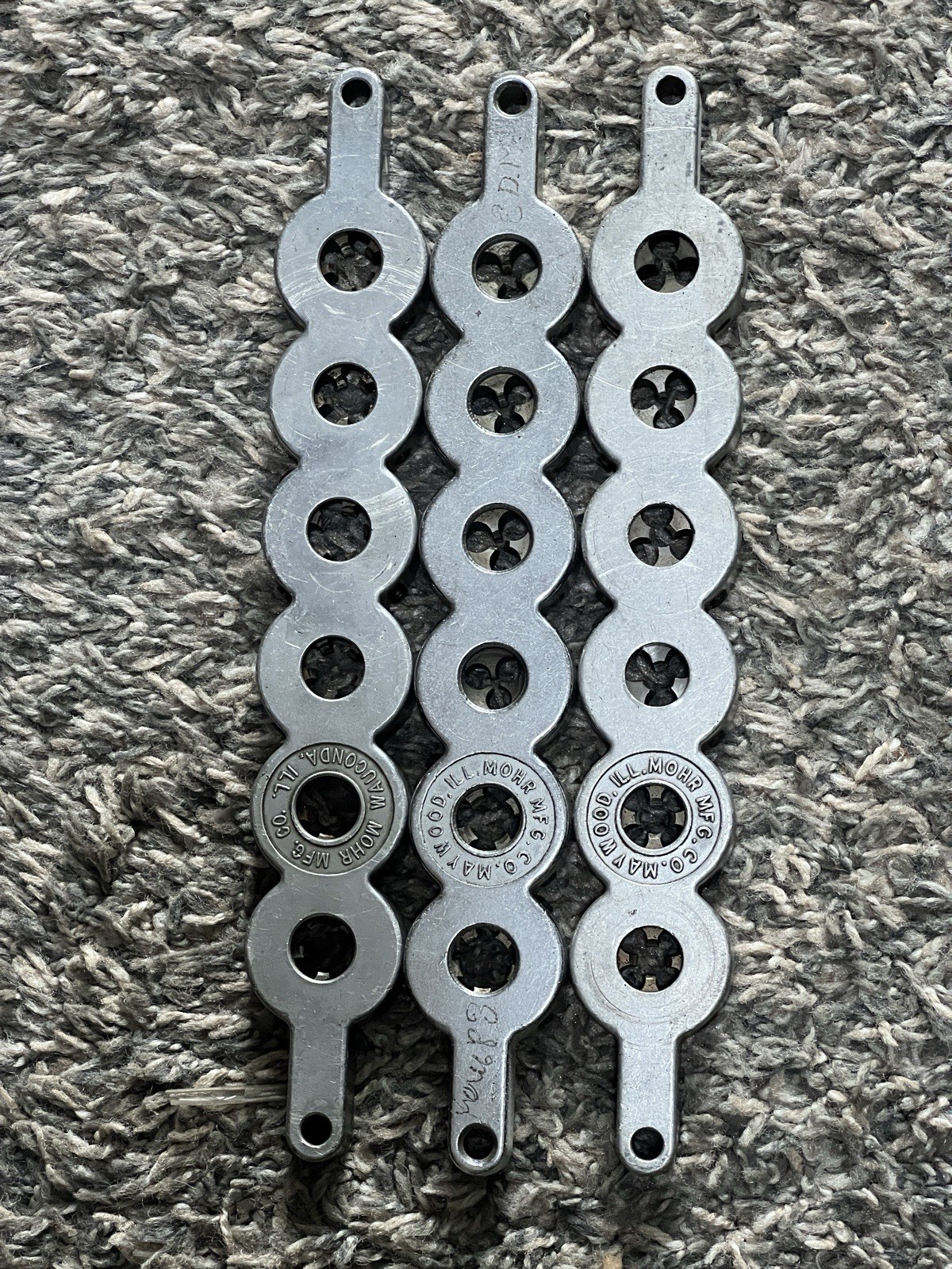 16pc Threading Die Set SAE Metric Assorted Sizes Thread Repair Chaser USA