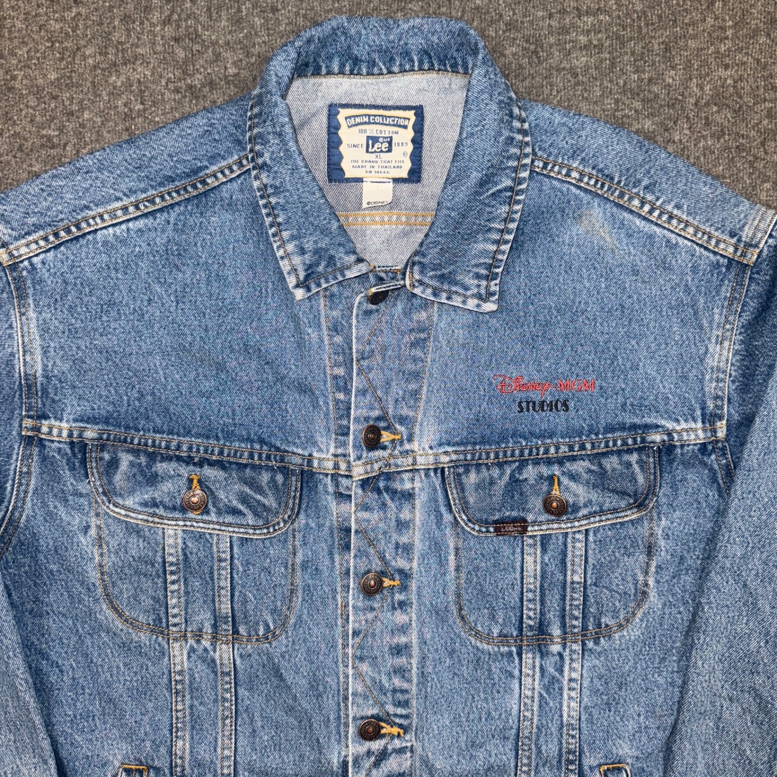 Vintage Lee Disney MGM Studios Mickey Mouse Denim Jacket Mens XL Embroidered