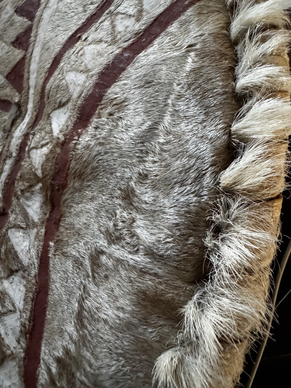 Vintage 18" Handmade African Maasai Warrior Sheild Real Fur Buffalo Hide & Wood