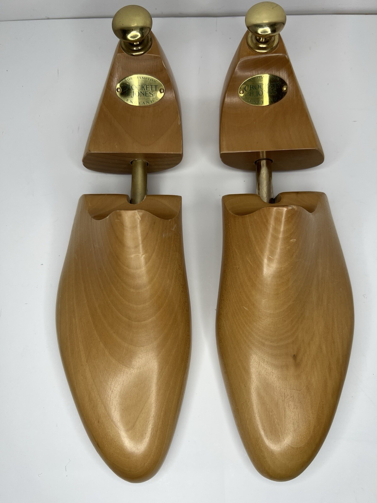 CROCKETT & JONES UK 8 E US 9  LACQUERED LASTED TREES SHOE TREE WOOD 631