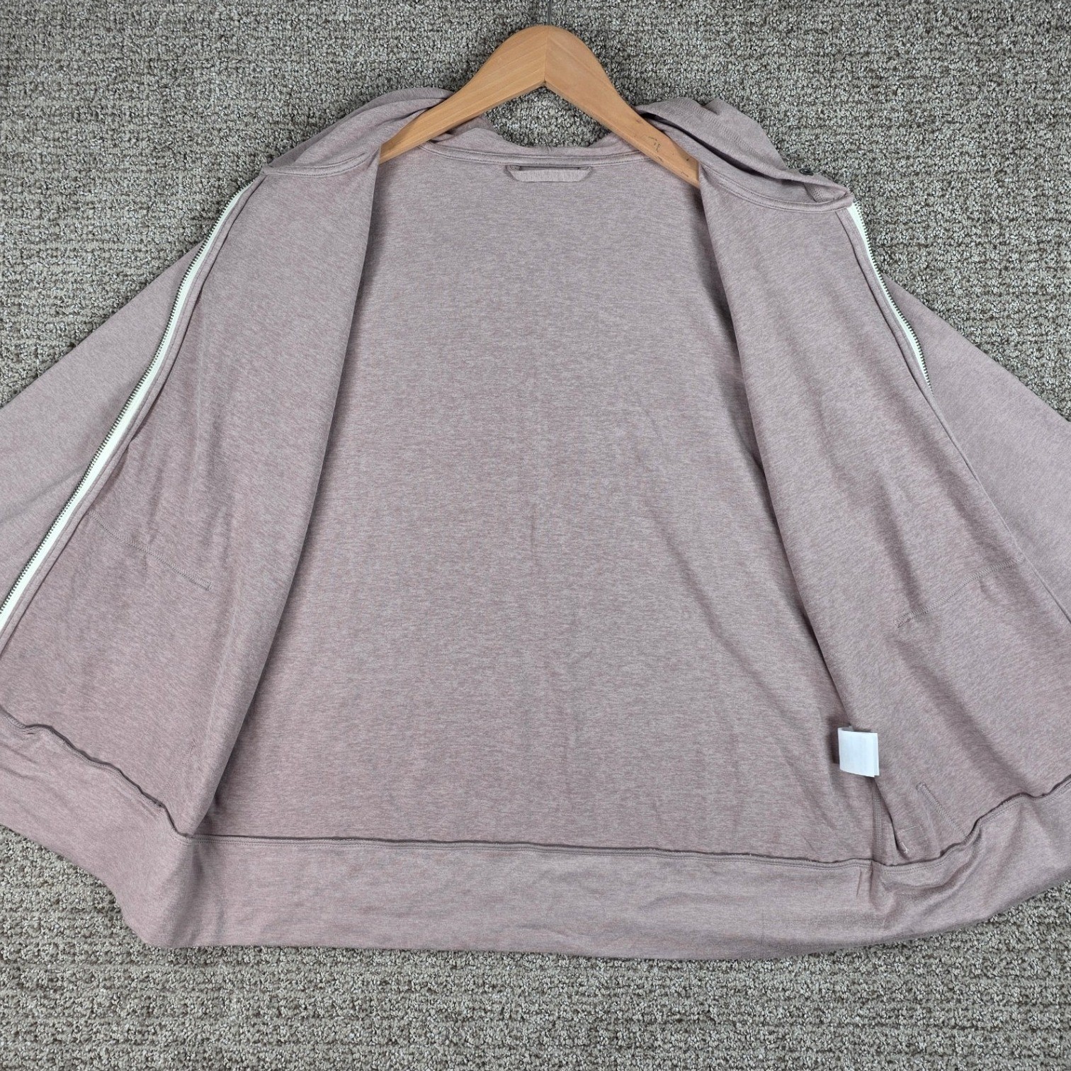 Vuori Halo Performance Hoodie 2.0 Womens Pink Full Zip Sweatshirt Size Medium