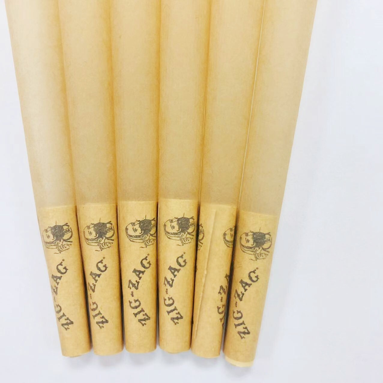 Zig-Zag Unbleached Paper Cones 1 1/4 Size 100 Pack & Black Tube Free US Shipping