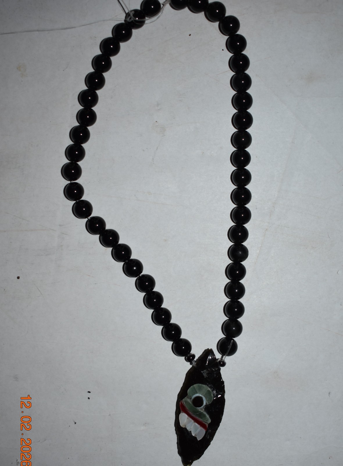 BEAUTIFUL AZTEC TECPATL OBSIDIAN NECKLACE, restrung 11"
