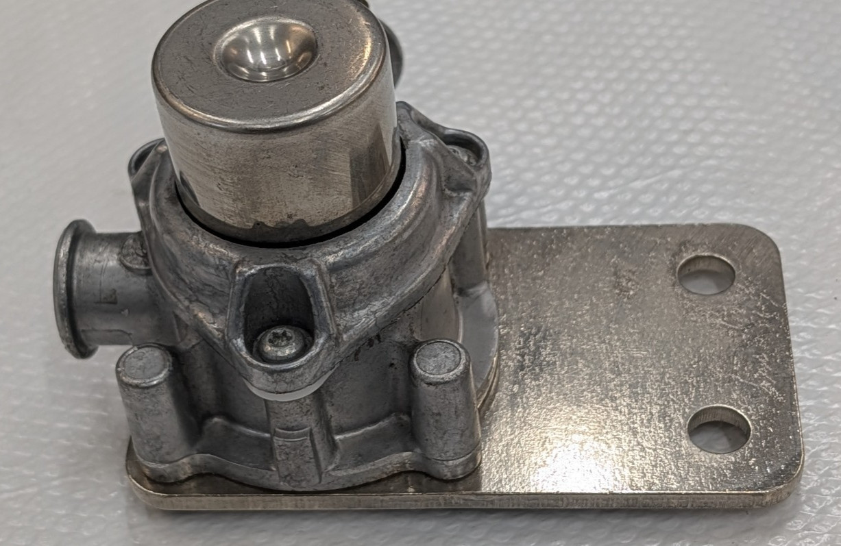 3875615C91 International Genuine Fuel Primer Pump 2607264C91 NEW Parker 33590