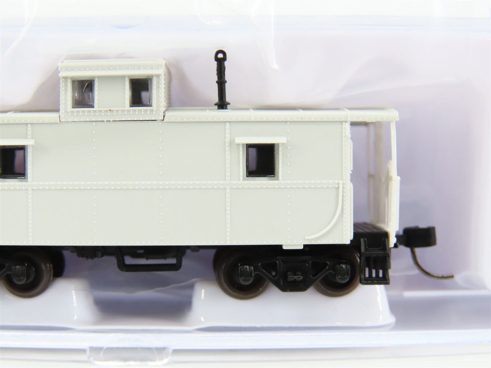 N Scale Atlas Trainman 50002578 Undecorated Center Cupola Steel Caboose