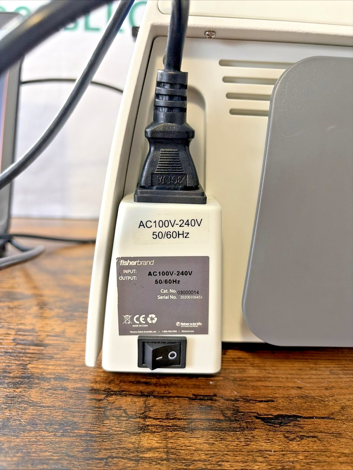 Fisherbrand Research Upright Microscope, (4) OBJECTIVE LENSES, 10MP camera