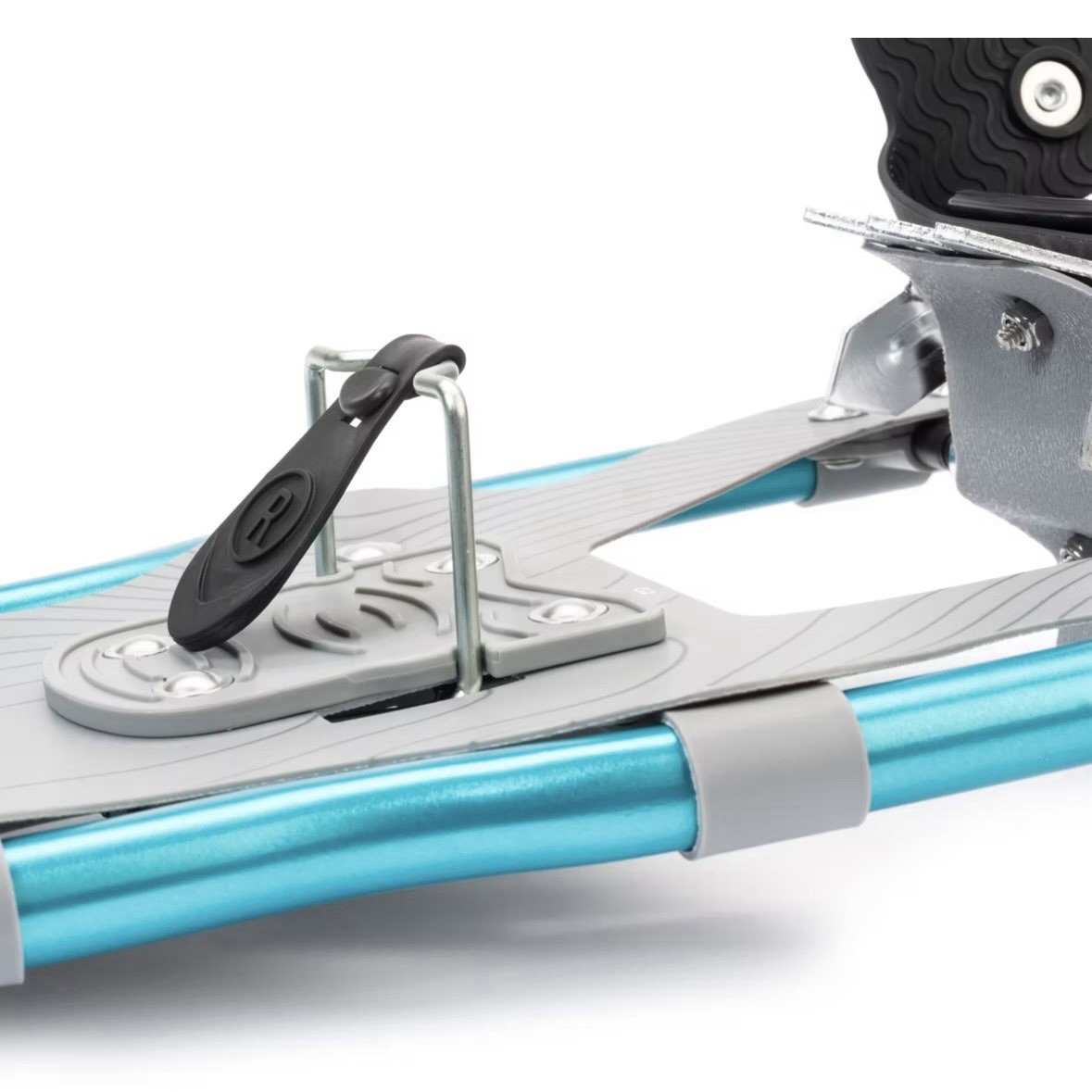 Alptrek 930 HD Snowshoes Kit – 7075 Aluminum Frame, Poles & Carry Bag