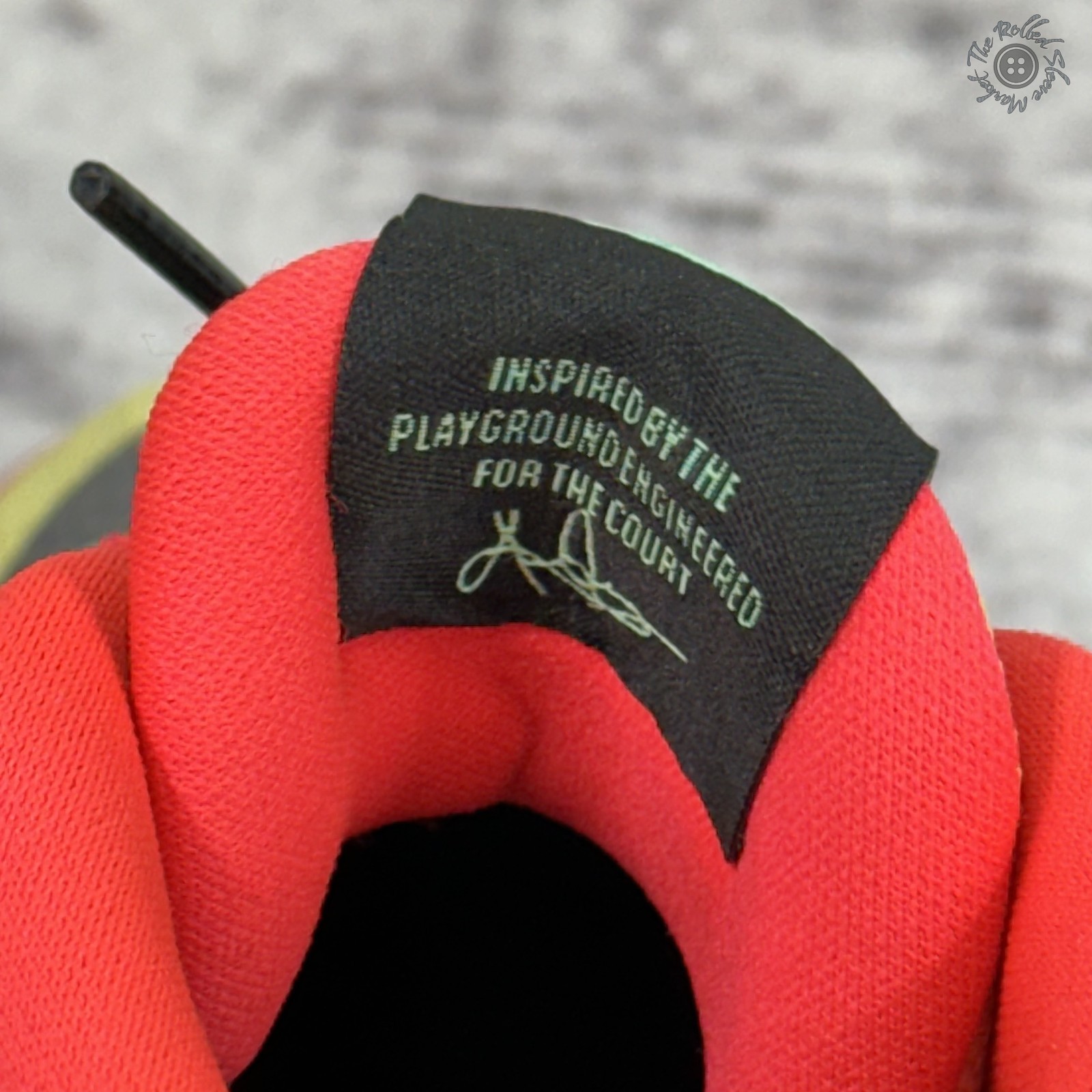 New No Box Nike Kyrie 8 GO GS Basketball Size 3.5Y Youth Black Lemon DQ8076-003