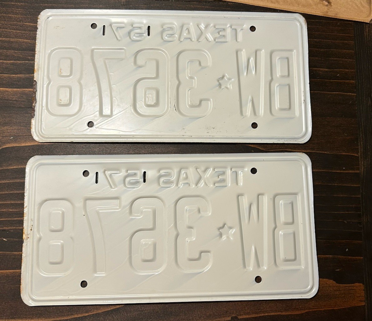 1957 TEXAS VINTAGE LICENSE Passenger PLATE SET-PAIR. BW*3678 NOS
