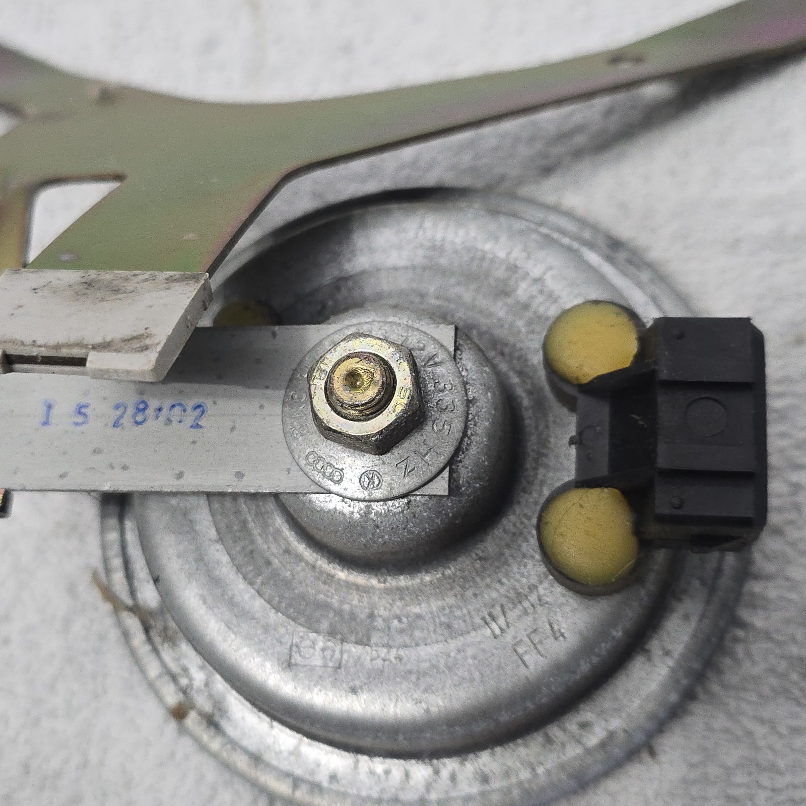 1999-2006 AUDI TT - Anti-Theft Alarm HORN Siren 191951113B W/ BRACKET OEM 99-06