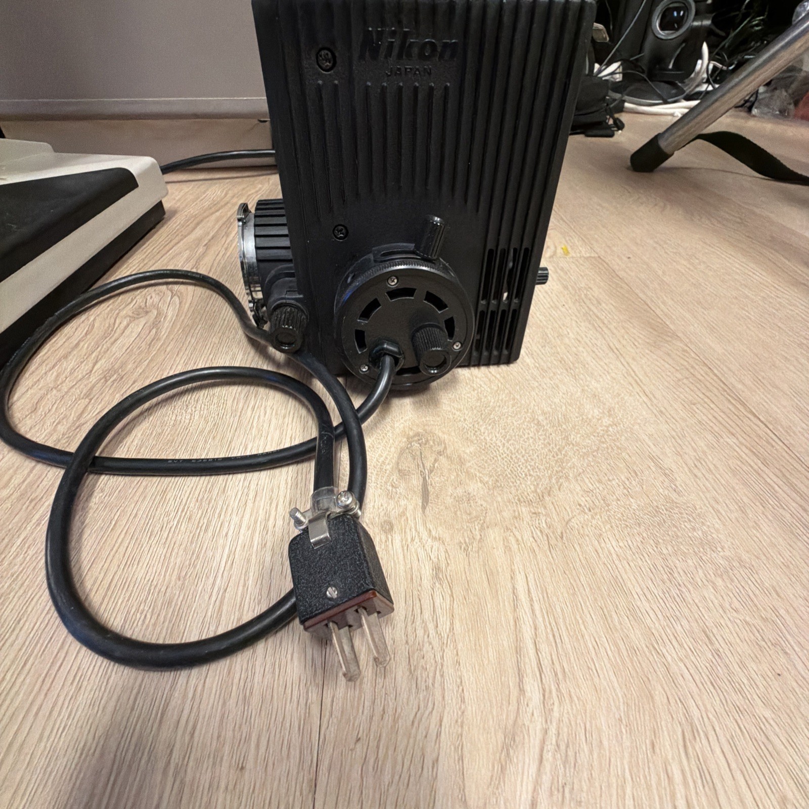 Nikon Optiphot Microscope w/ 2 objective lenses