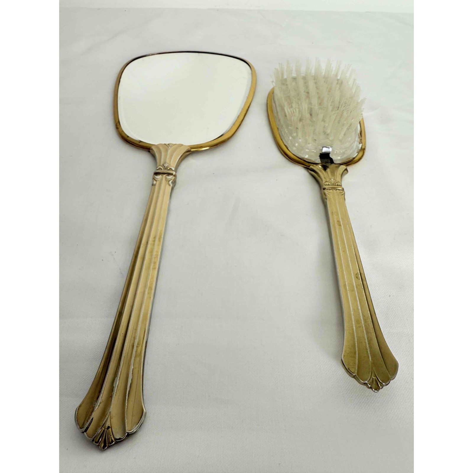 Vintage Gold Floral Pattern Vanity Set With Hand Mirror And Brush