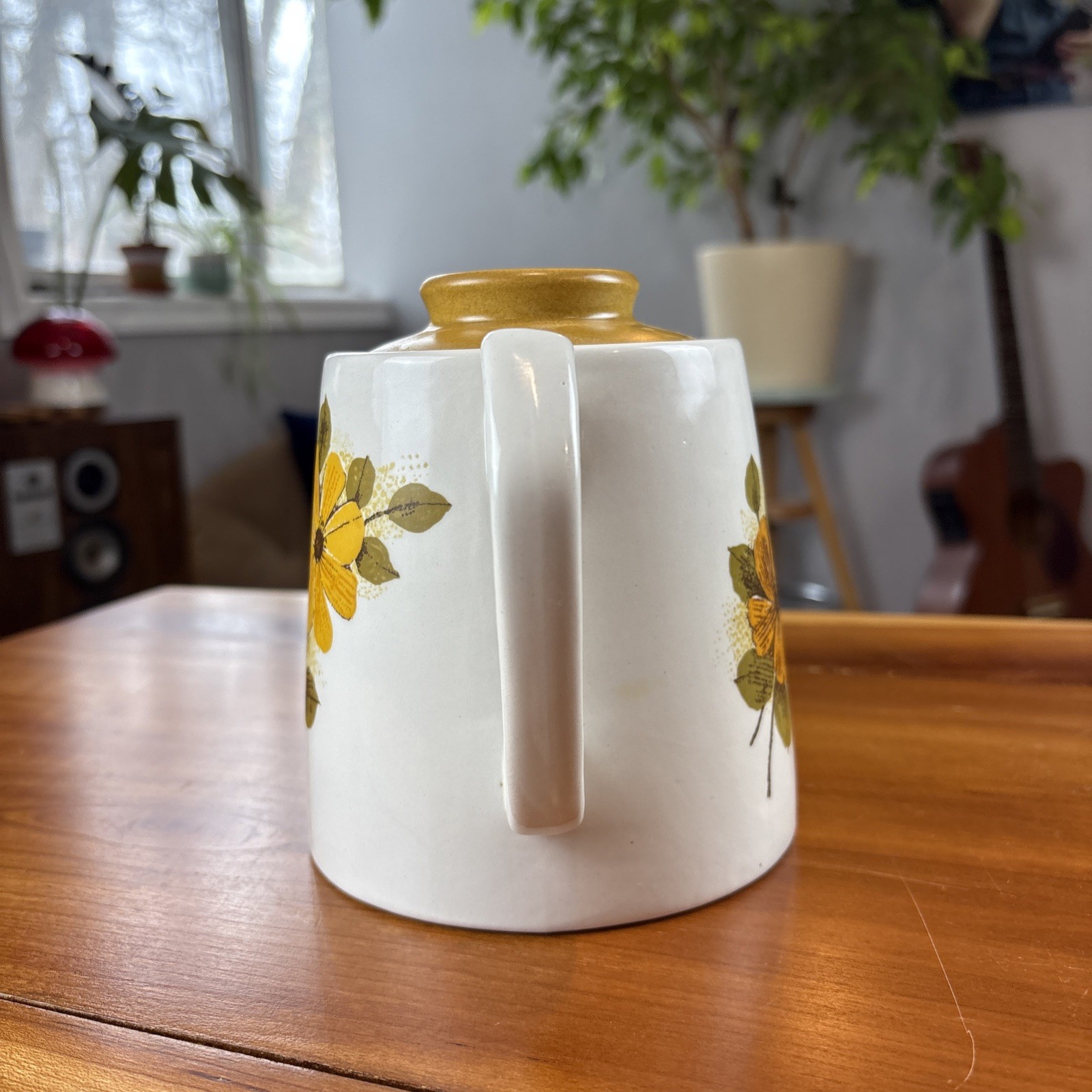 Vintage Myott Sandstone Ironstone Sunflower Patterned Lidded Teapot - 5.75" Tall