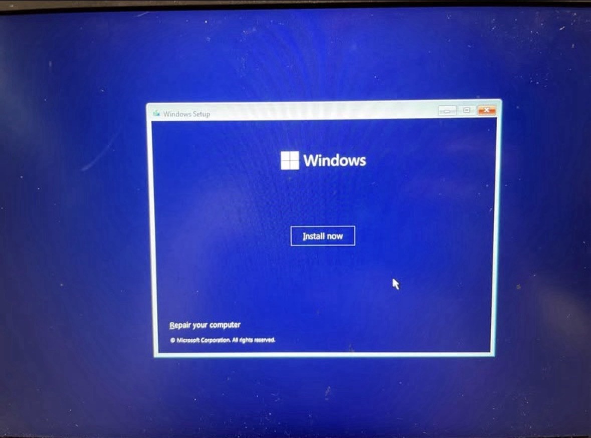 Windows 11 Bootable Install USB (No System Requirements) USB 3.0 (25H2)