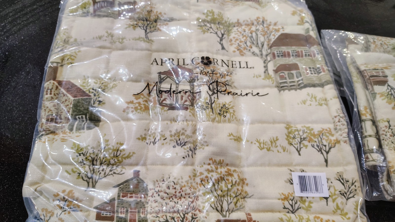 April cornell modern prairie lot of 2 casserole/bread warmers new kitchen