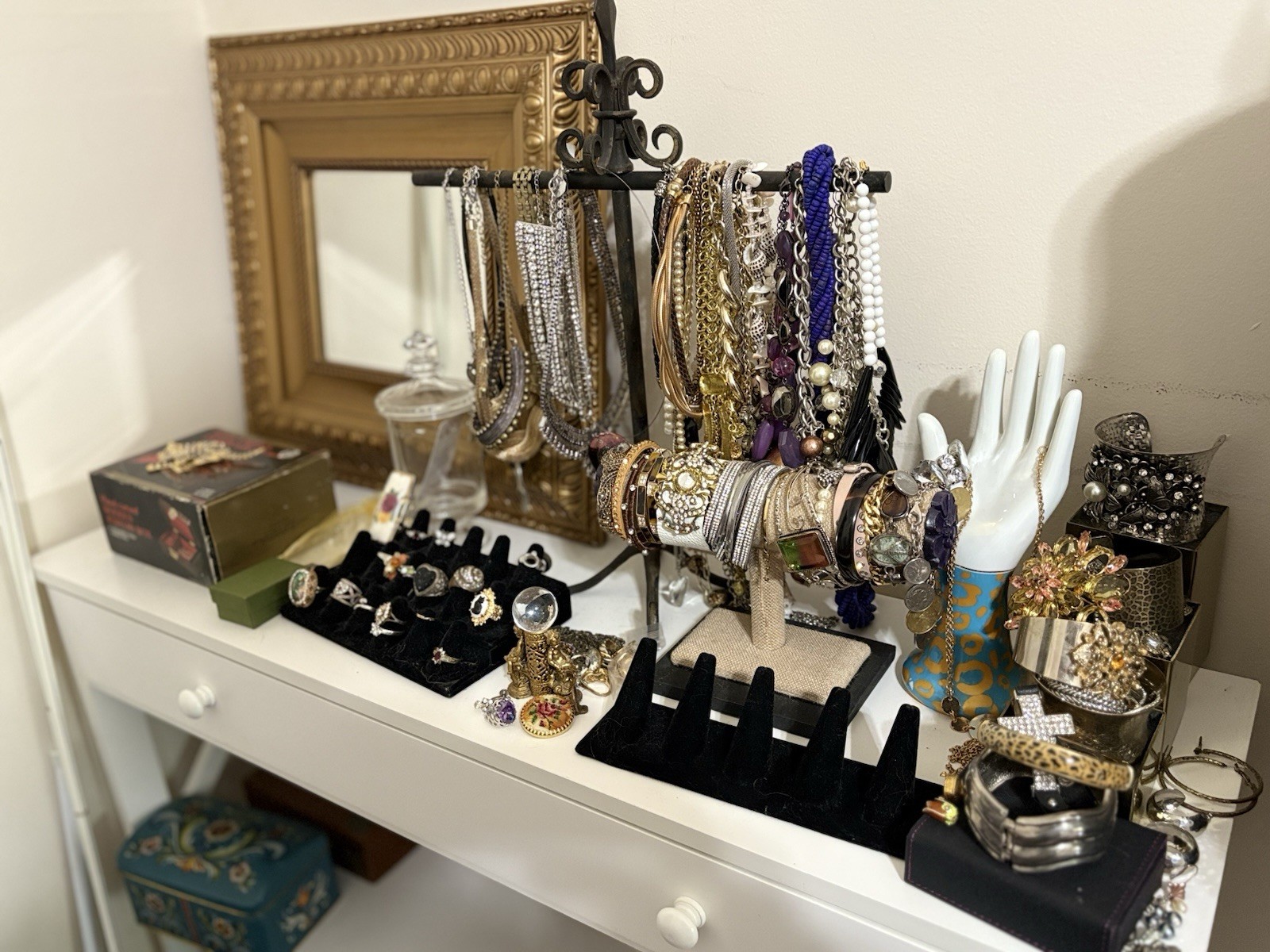 Mystery Jewelry CUSTOM CURATION Jar- All Wearable No Junk 1/4 Lb SEE DESCRIPTION