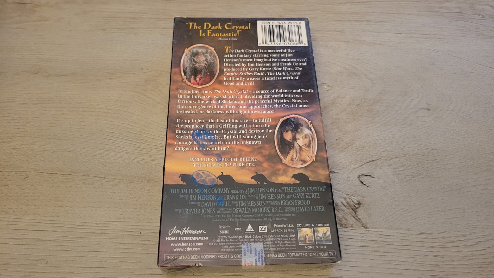 The Dark Crystal VHS 1994 Sealed Vintage Jim Henson Fantasy Film