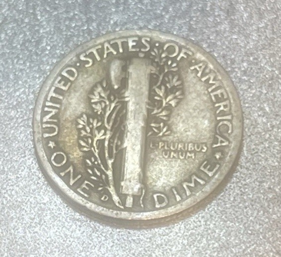 1942 D Mercury Dime Album Filler **FREE SHIPPING