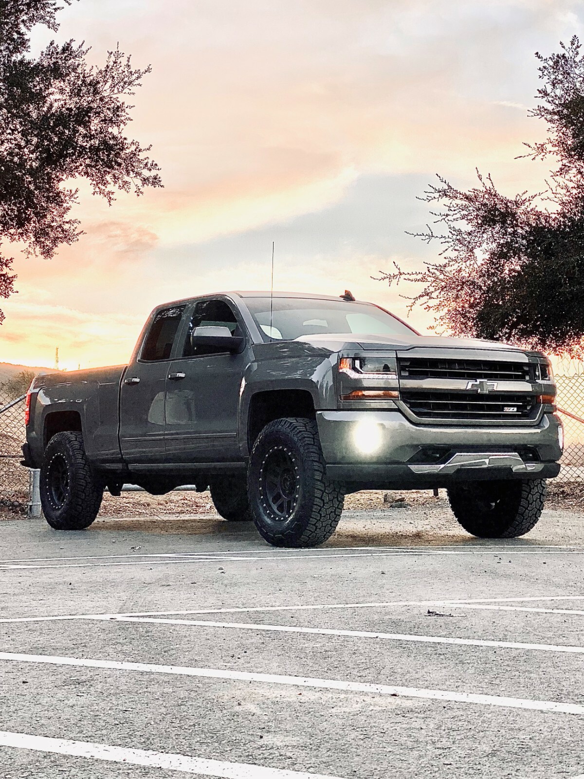 3" Front and 2" Rear Leveling lift kit for 2007-2019 Chevy Silverado Sierra GMC