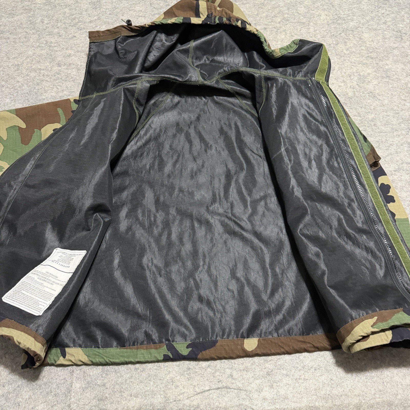 Military Chemical Protective Coat Medium Short # 8415-01-444-1200 Overgarment