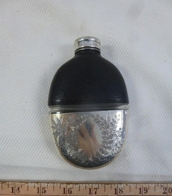 Victorian silver and glass hipflask, Sheffield 1870s