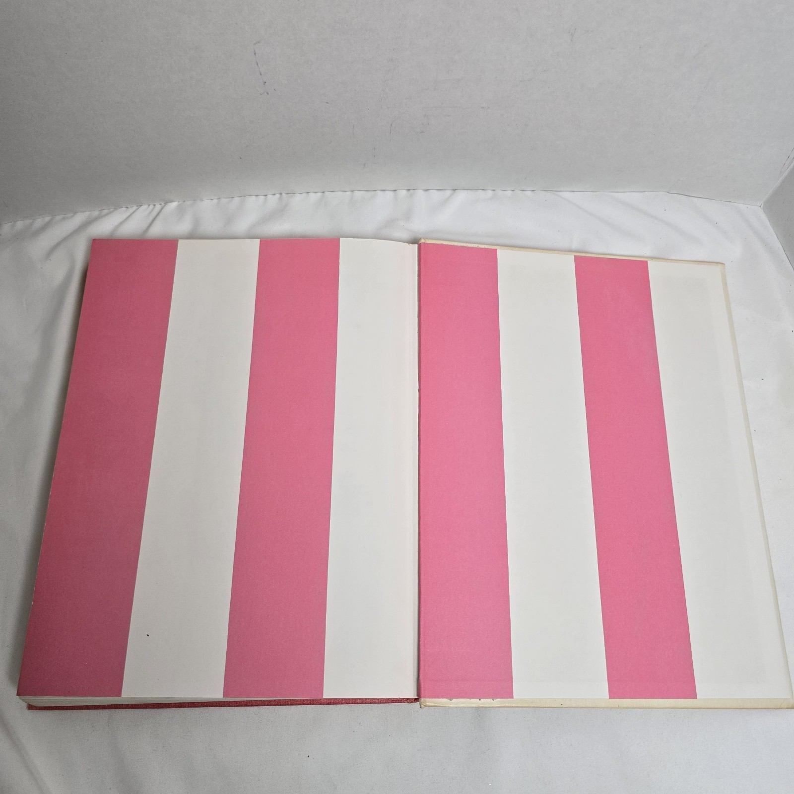 McCall's Sewing Book Random House Vintage Book 1968 5th Print VTG Illus DIY HCDJ