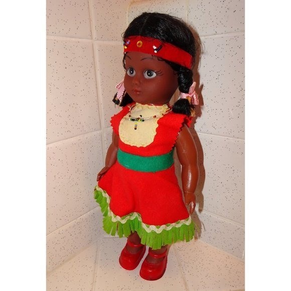 Vintage Indian Girl Doll retro Native American Souvenir