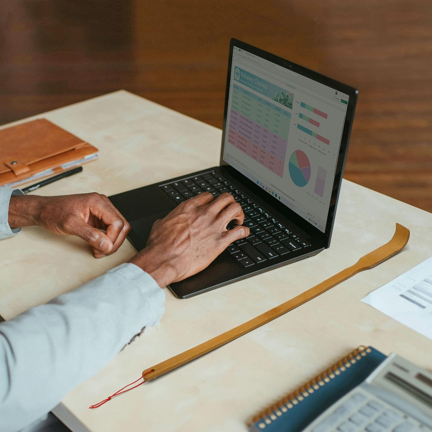 16.5 Inch Traditional Thin Travel Size Bamboo Wooden Back Scratcher Body Relaxat