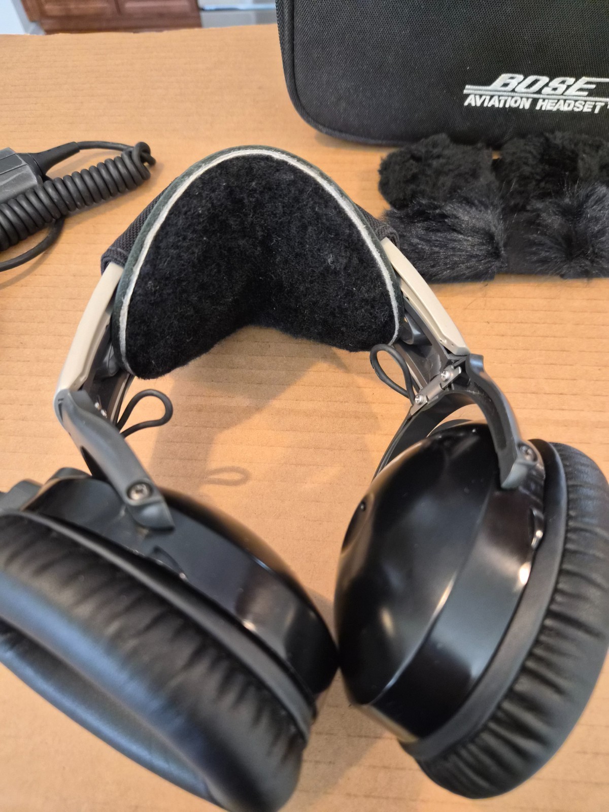 Bose Aviation Headset AH/ANC 32108) - Active Noise Cancelling