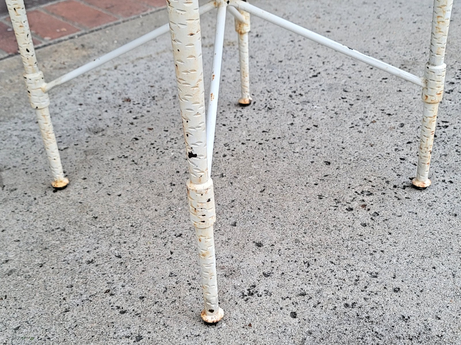 Mario Papperzini 'Amalfi' Iron Side Table for Salterini, 1950's