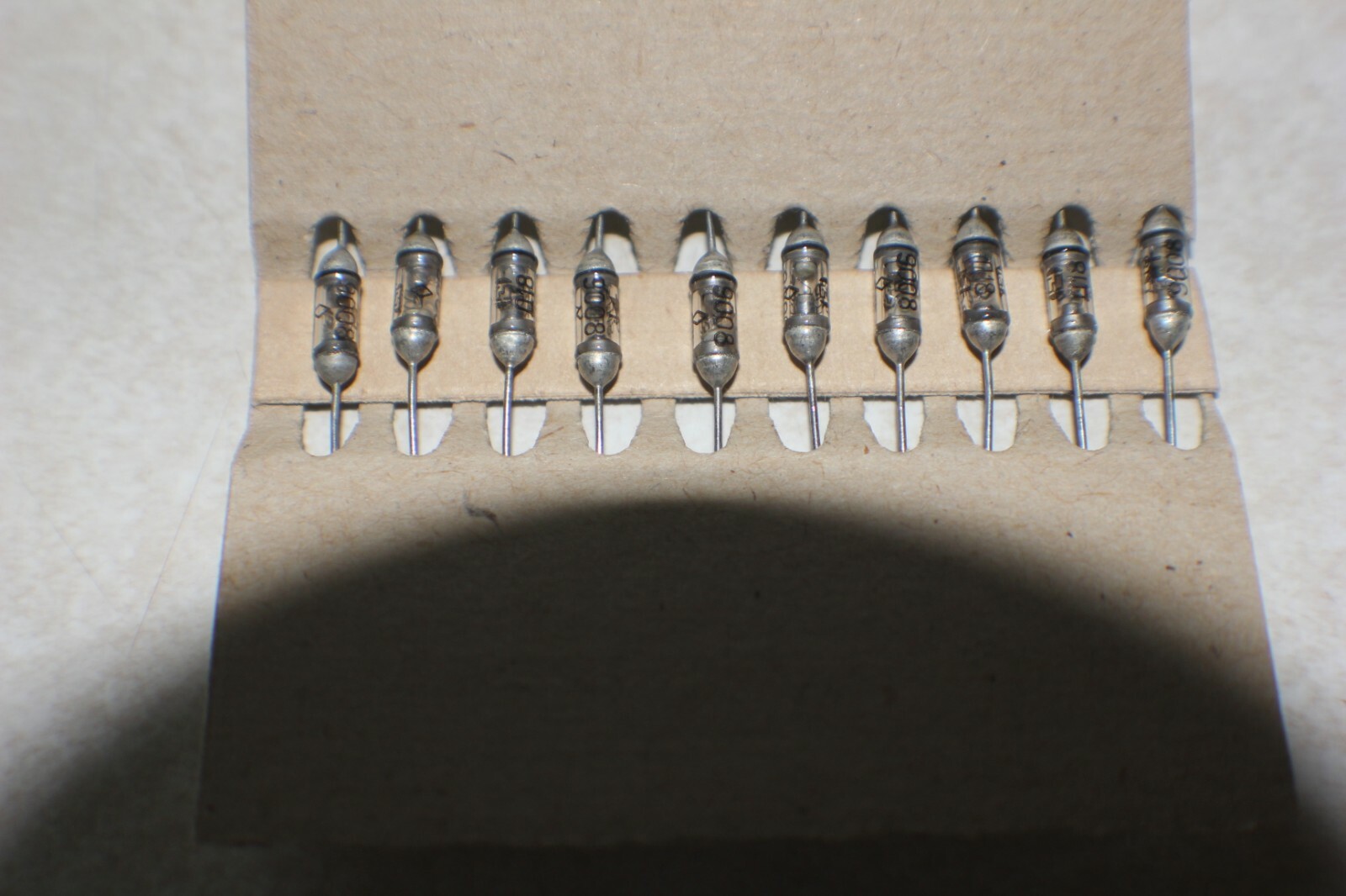 Lot of 10 D18 Diodes Large Glass Vintage Germanium Detector w/Spec USA