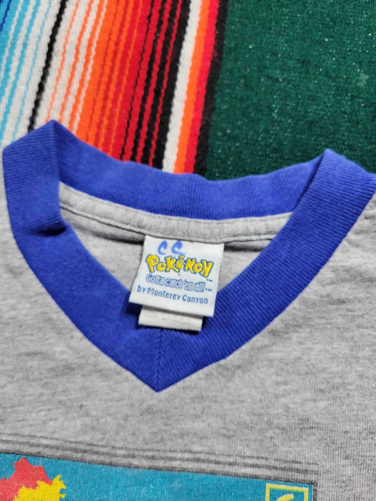 Vintage Pokemon Charzard Nintendo Long Sleeve T-Shirt Size Youth Small