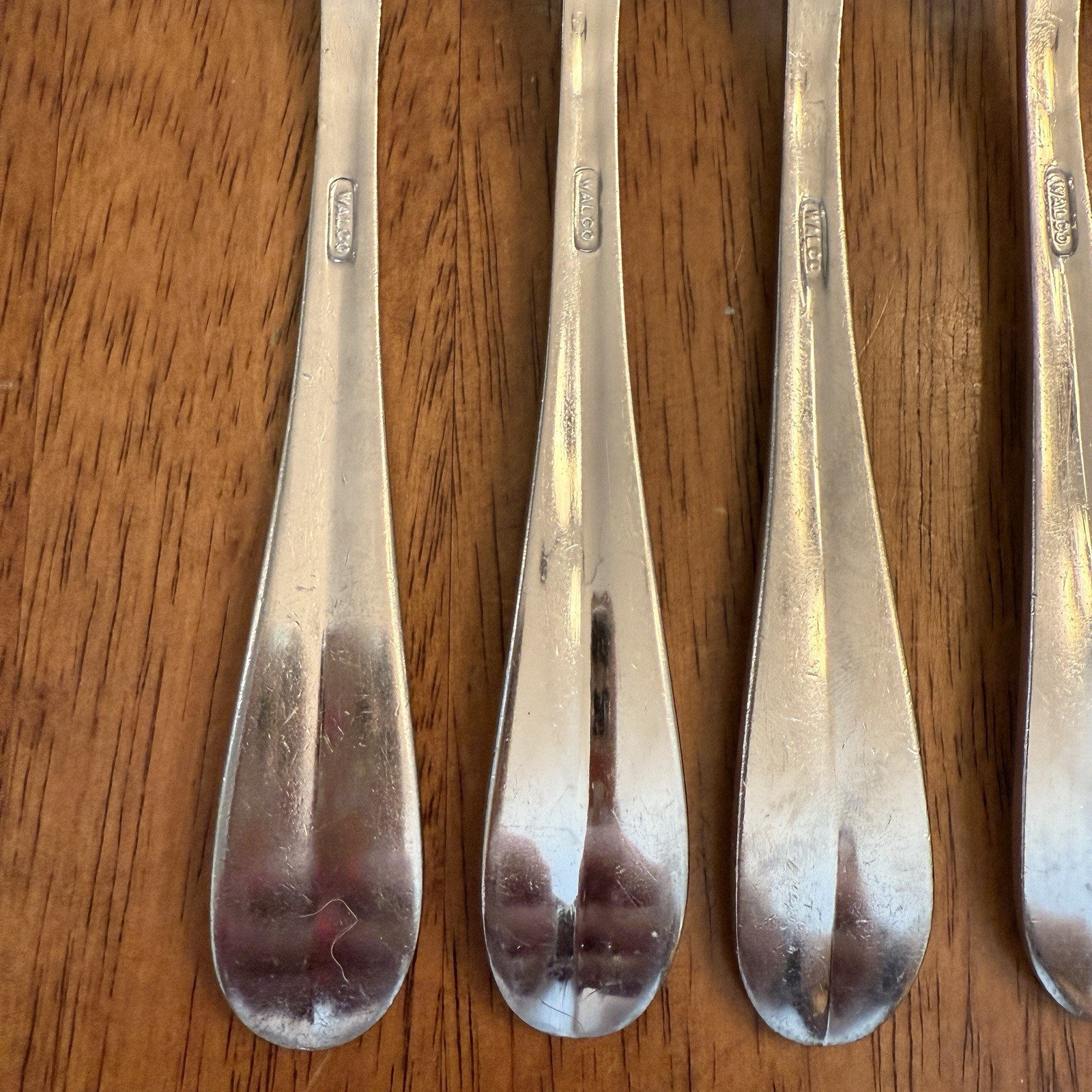 VTG Walco Stainless Steel Flatware Replacement Pieces 4 Salad Forks 1 Spoon