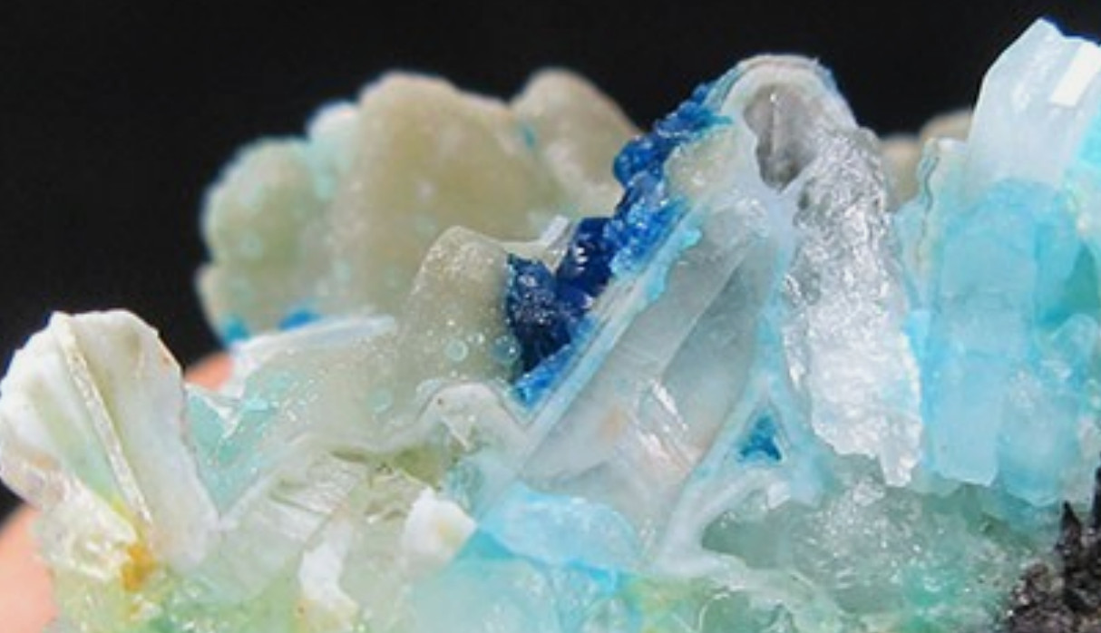 Rare Blue Veszelyite and Hemimorphite with Quartz Crystal and Galena Yunnan