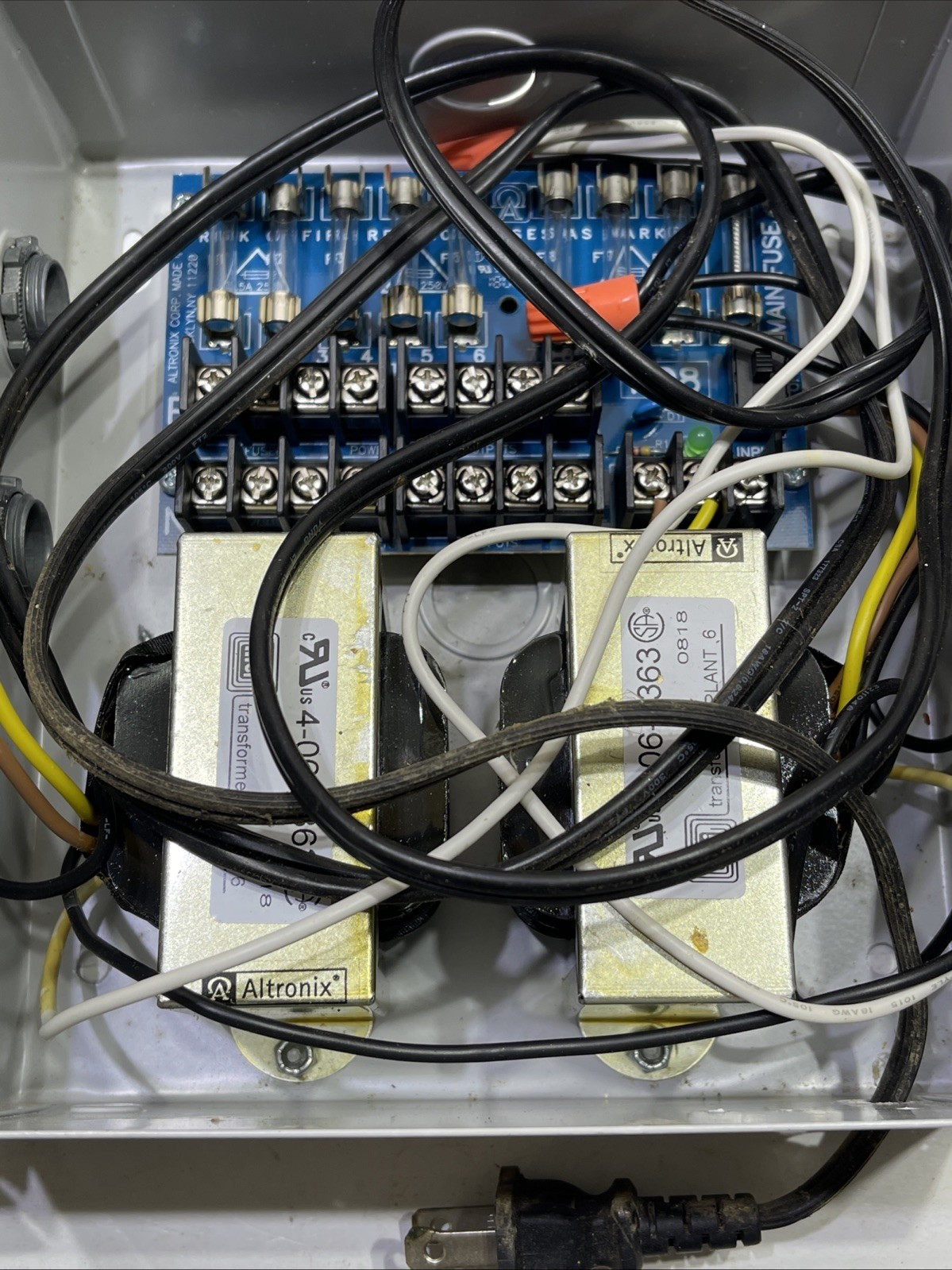 Altronix Corp. ALTV2416 CCTV Camera & Accessory Power Supply