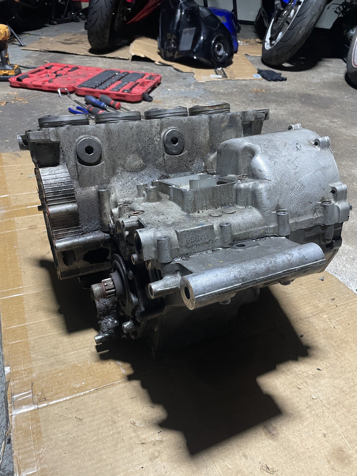 2009 08 09 Suzuki GSXR 600 GSXR600 Crankcase Case Engine Motor Block Piston Lot